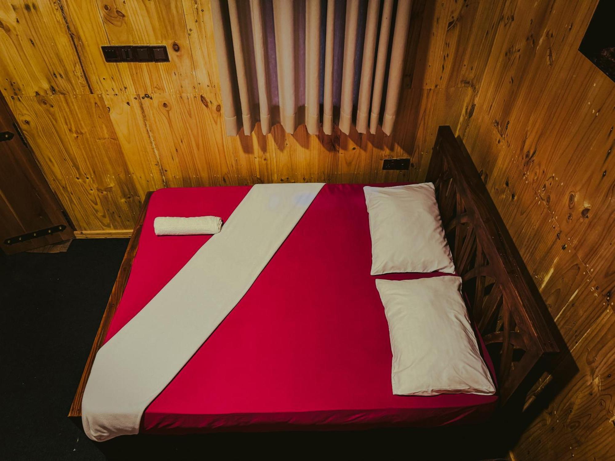 Lodge Orelia