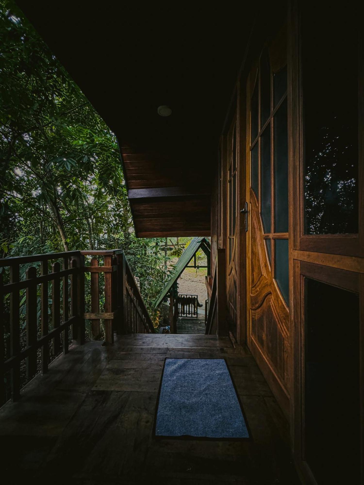 Orelia Lodge